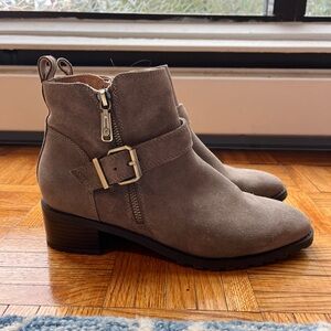 Blondo Taupe Suede Ankle Booties with Buckle - Waterproof - Women’s Size 9